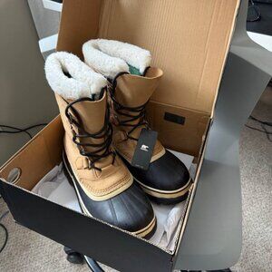 Sorel Caribou Womens Waterproof Boot - New with Tags sz 9.5
